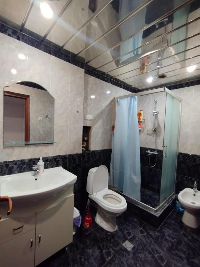 Large Apt Near Republic Square Appartamento Erevan Esterno foto